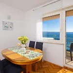 Sunny Nora דירה