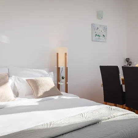 Sunny Nora Apartment Omis