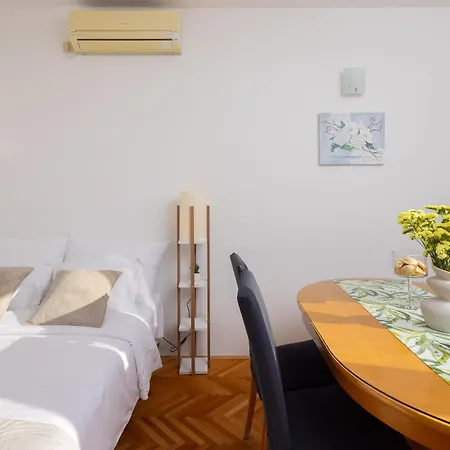 Sunny Nora Apartamento Omiš