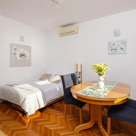 Appartement Sunny Nora Omiš