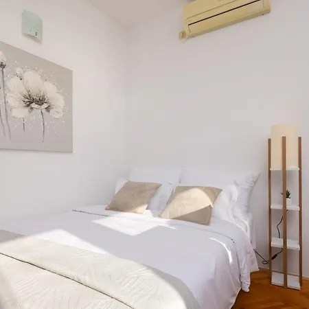 Sunny Nora Apartamento Omiš